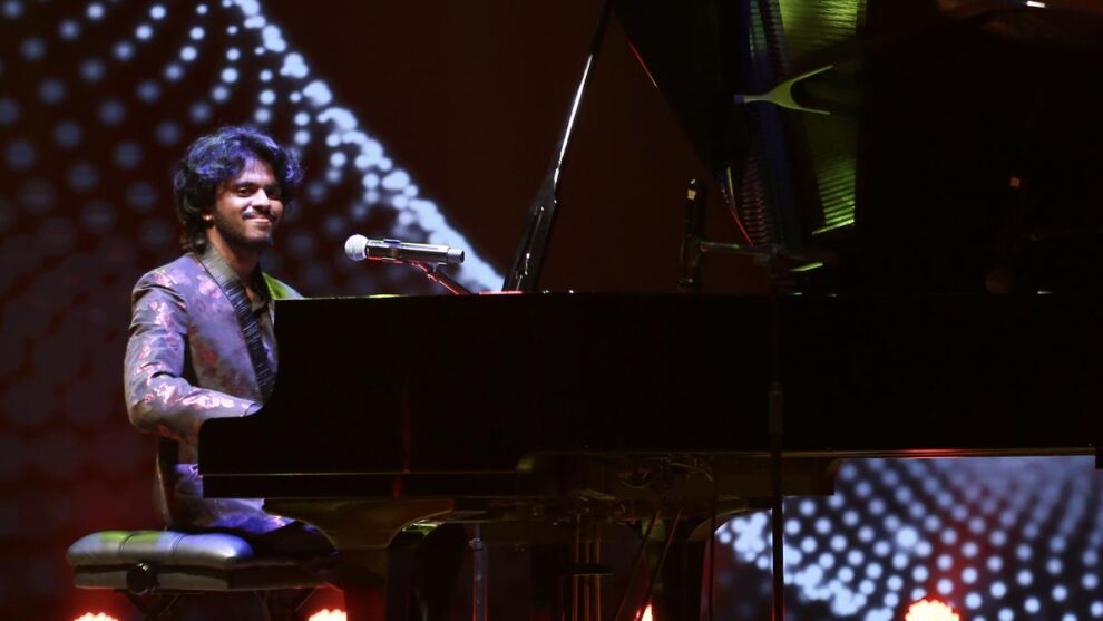 Lydian Nadhaswaram’s unveils his Symphony No. 1 – New Beginnings