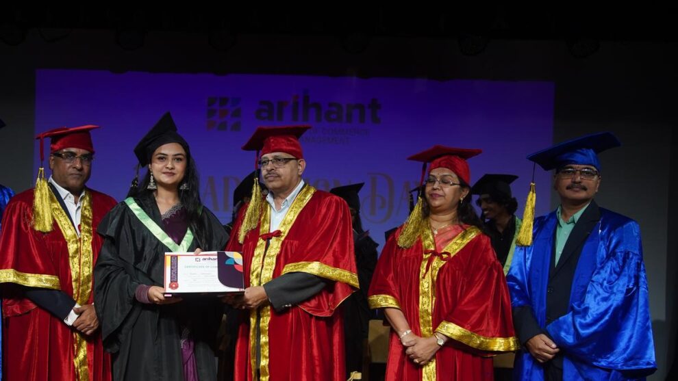 Arihant Institute of Commerce and Management – Bengaluru holds graduation day, recognises student excellence