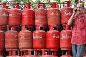 LPG domestic cylinder now costs ₹957.50 in Chennai, consumers express shock