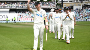 Henry and Root go top of the table after Oval heroics