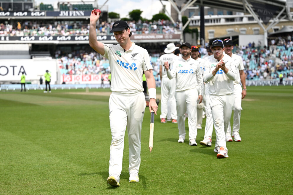 Henry and Root go top of the table after Oval heroics