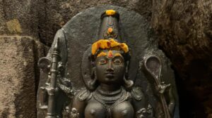 Goddess Saraswati without veena: Sculptures of Pallava, Chola era reveal an earlier iconography