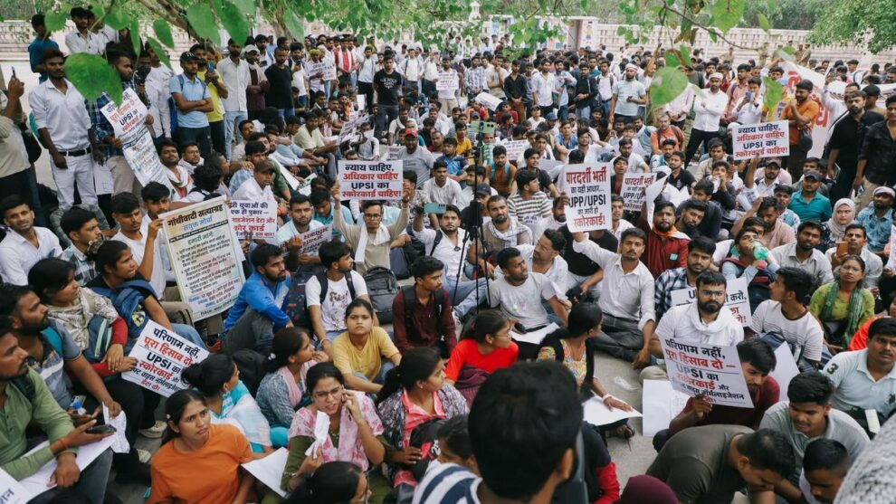 Supported by CJP, Lucknow students protest lack of transparency, irregularities in recruitment drives