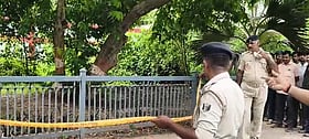 पटना में बाहुबली विधायक अनंत सिंह के आवास के पास शव मिलने से इलाके में सनसनी, चेहरे पर चोट के निशान